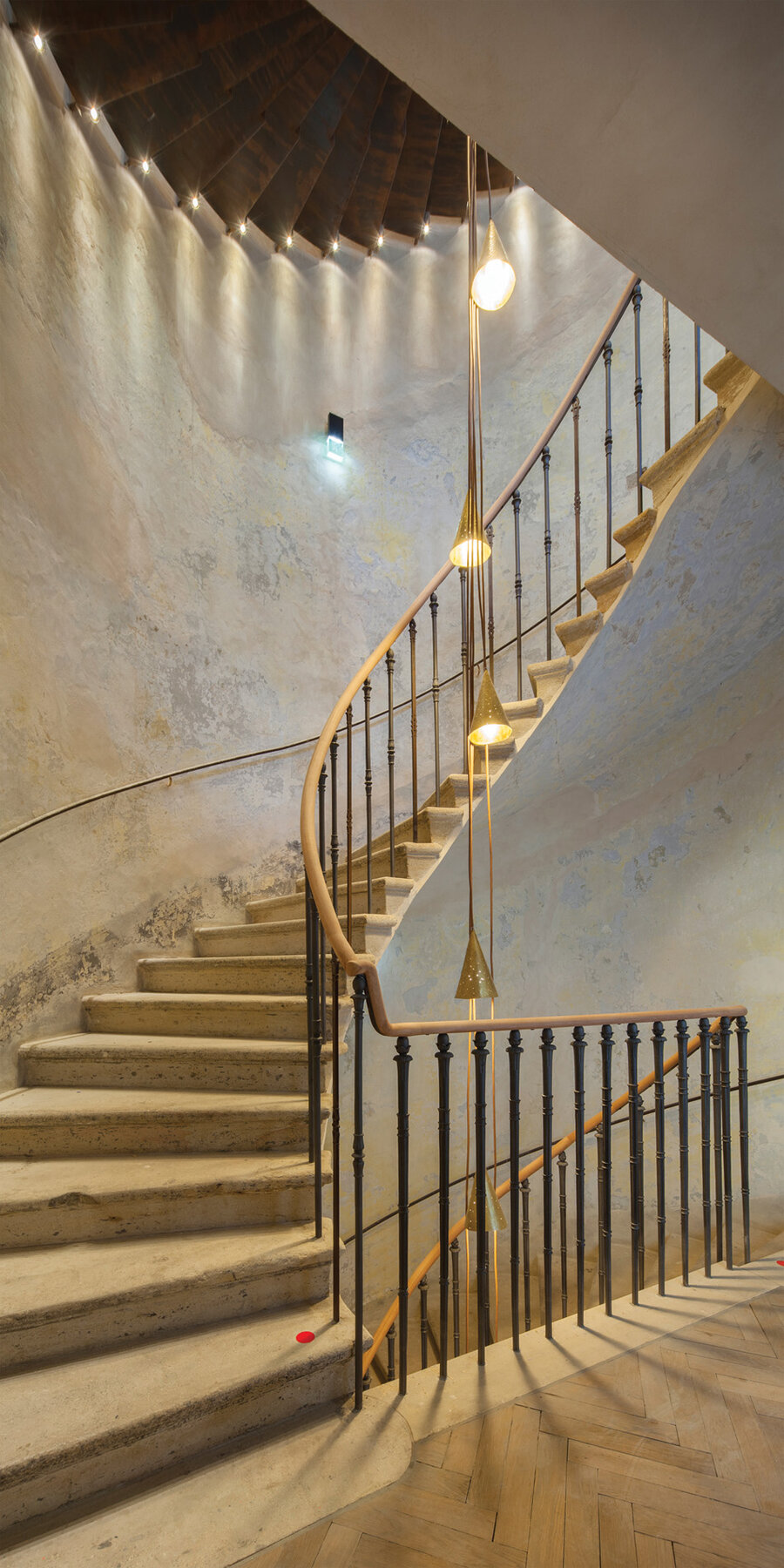 PALÁC NÁRODNÍ - DRN